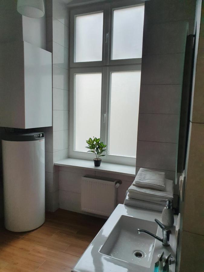 Prestige Aparthotel Piotrkowska 82 - Wyjatkowy Widok Na Deptak وودج المظهر الخارجي الصورة