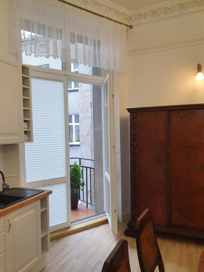 Prestige Aparthotel Piotrkowska 82 - Wyjatkowy Widok Na Deptak وودج المظهر الخارجي الصورة