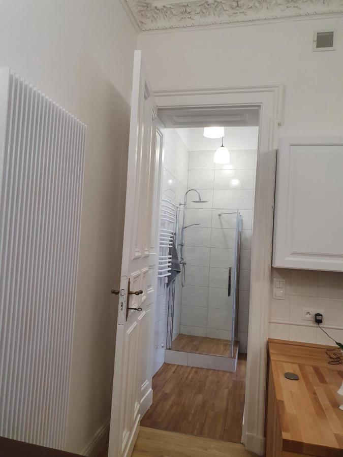 Prestige Aparthotel Piotrkowska 82 - Wyjatkowy Widok Na Deptak وودج المظهر الخارجي الصورة